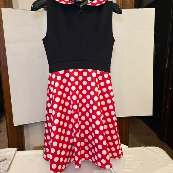 Disney Minnie Mouse Stretch Sleeveless Dress Womens Size M Costume/Cosplay - Picture 2 of 10